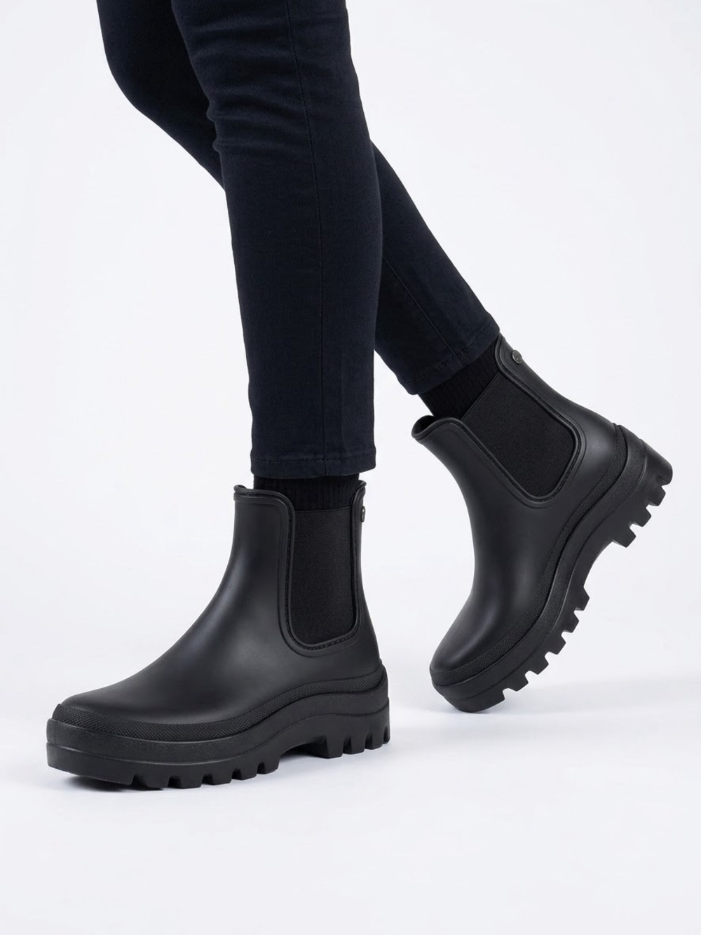 Igor Waterproof Black Lug Sole Rubber Chelsea Rain Ankle Boots Made in Spain 40